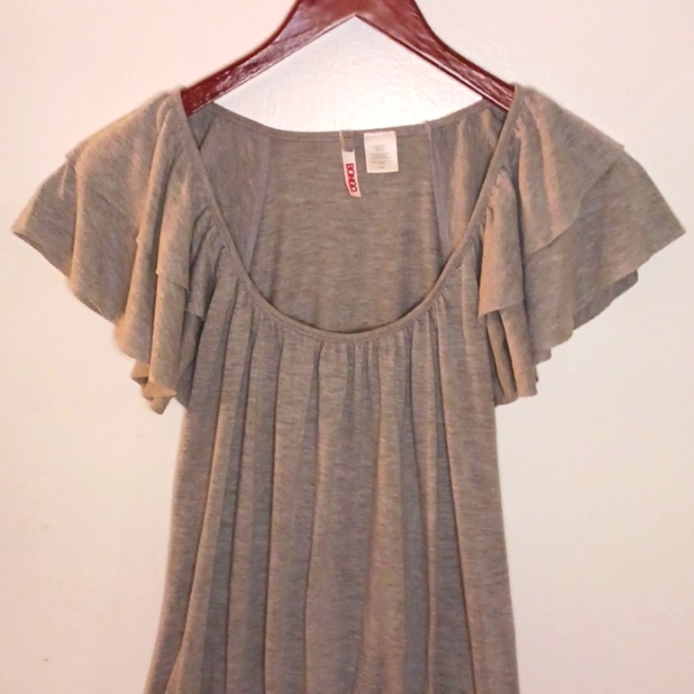 🌸Women's Scoop Neck Ruffle Tee - Picture 2 of 7